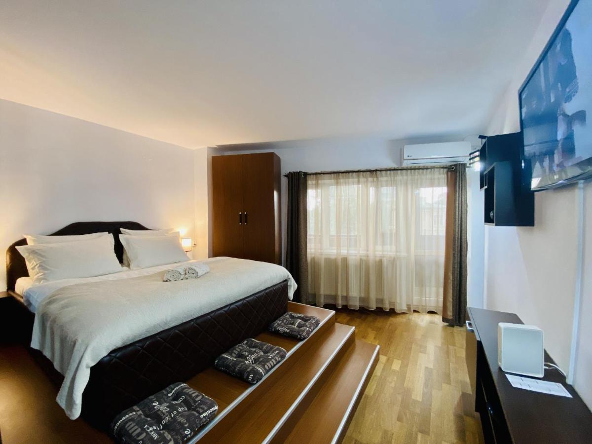 Central & Comfortable Studio Tergovistye Kültér fotó