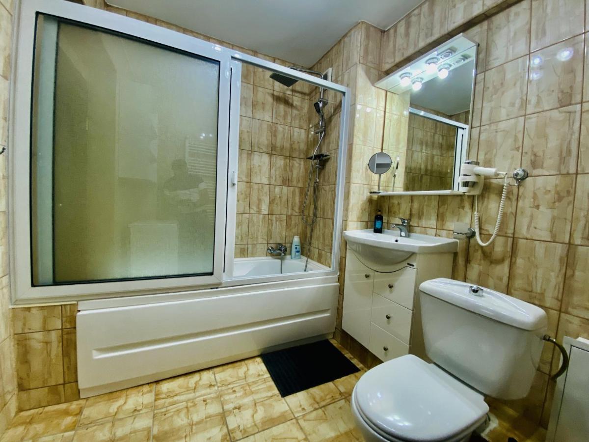 Central & Comfortable Studio Tergovistye Kültér fotó